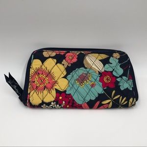 Vera Bradley wallet